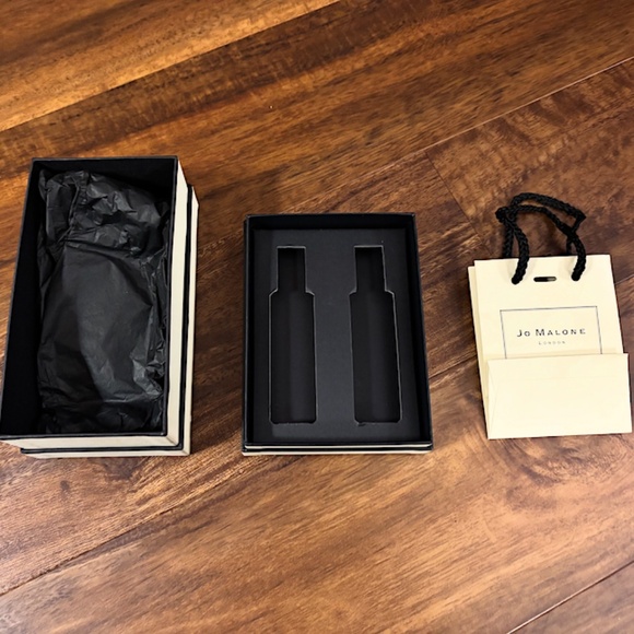 Set of Jo Malone Boxes and Gift Bag - Picture 2 of 15